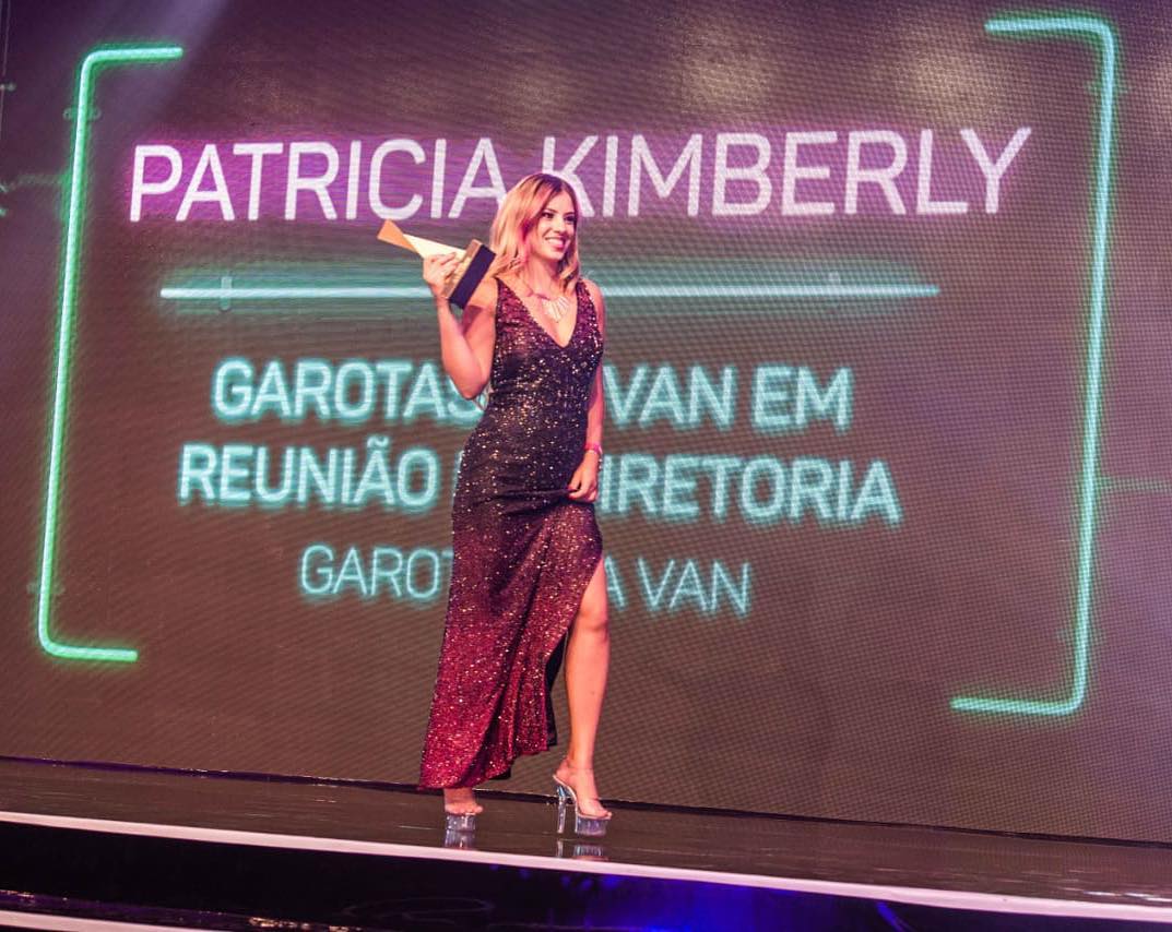 Patricia Kimberly conquista 3 troféus no prêmio SexyHot 2018